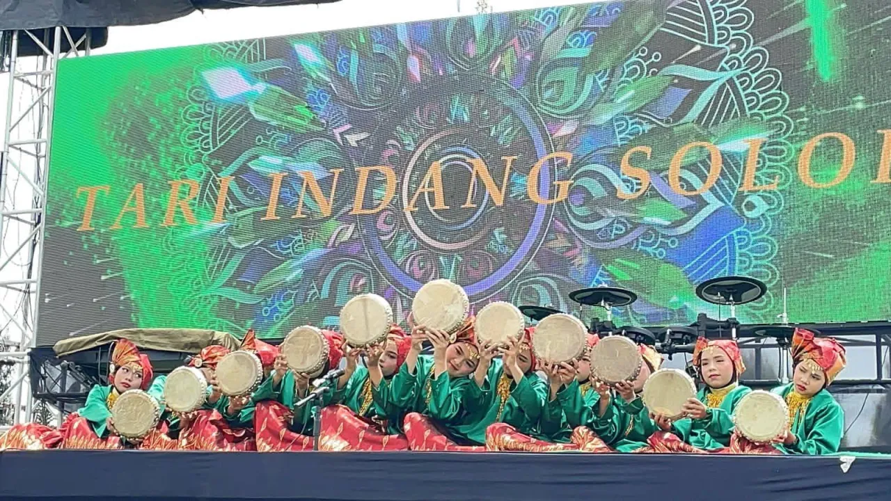 Tari Indang
